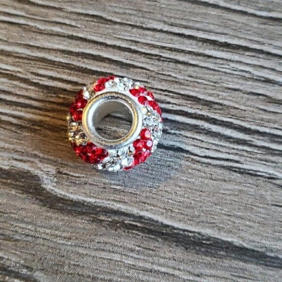 Charm - Picture 1 of 3